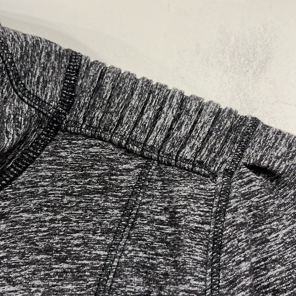 Lululemon Star Runner Pullover Black Size 8 - Picture 12 of 16